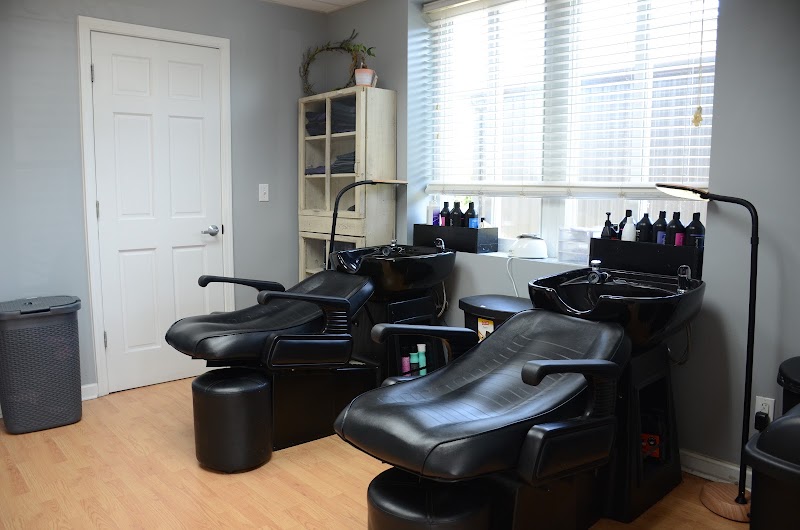 Travis & Co. Salon and Spa, hair salon in Shelbyville, TN, photo 5 of 10